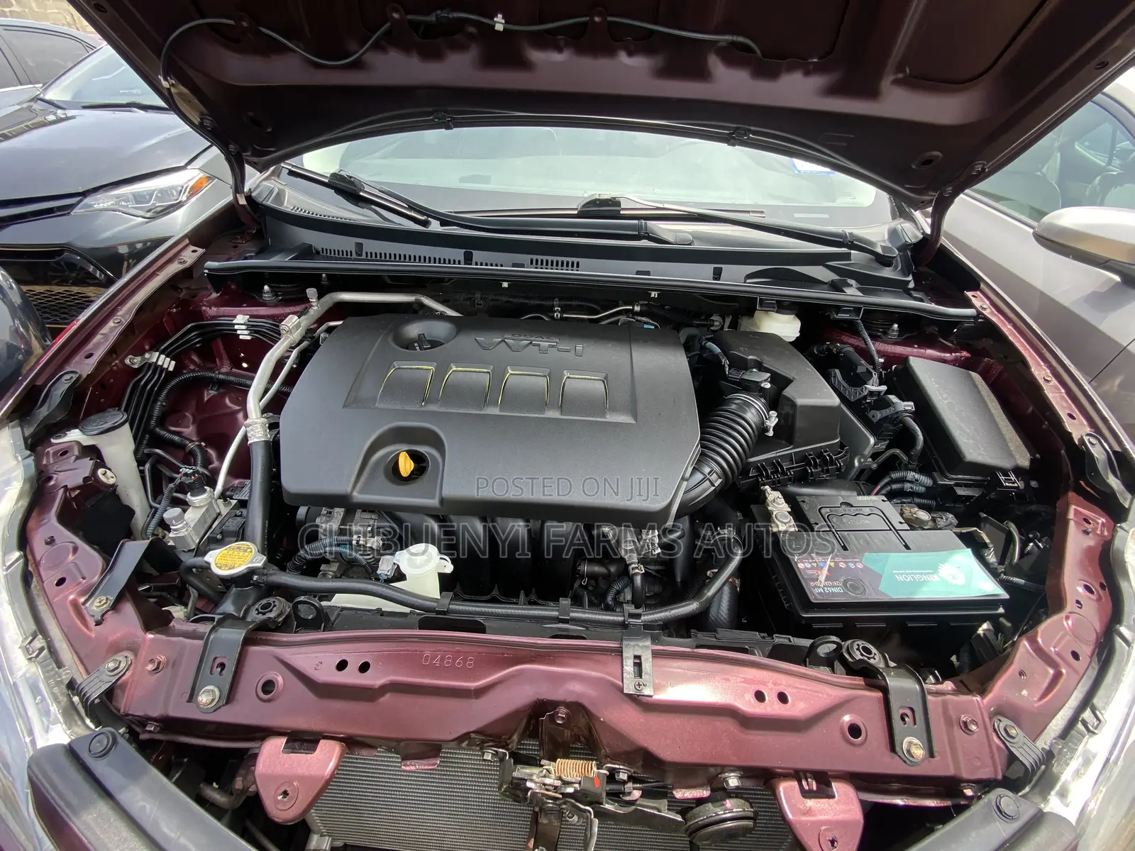 Toyota Corolla SE (1.8L 4cyl 6M) 2018 Maroon