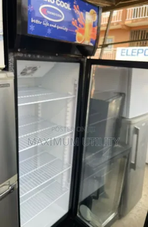 Tekno Cool Tc-350 Beverage Showcase Refrigerator.( Upright Chiller)