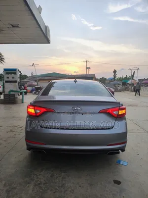 Hyundai Sonata Sport 4dr Sedan (2.4L 4cyl 6A) 2015 Blue