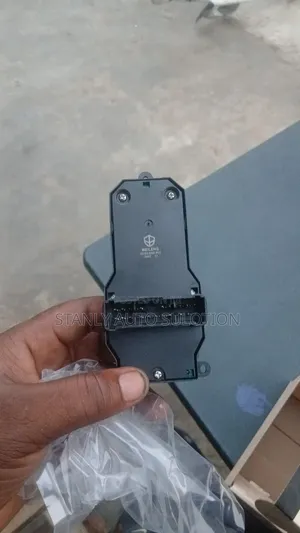 Tapping Switch 2005 Honda Civic