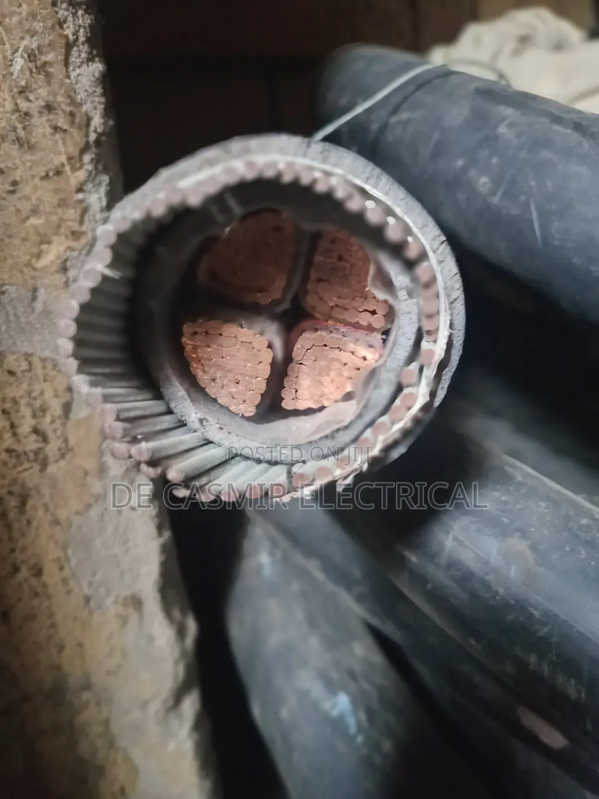 1x150mm2 Armoured Cable