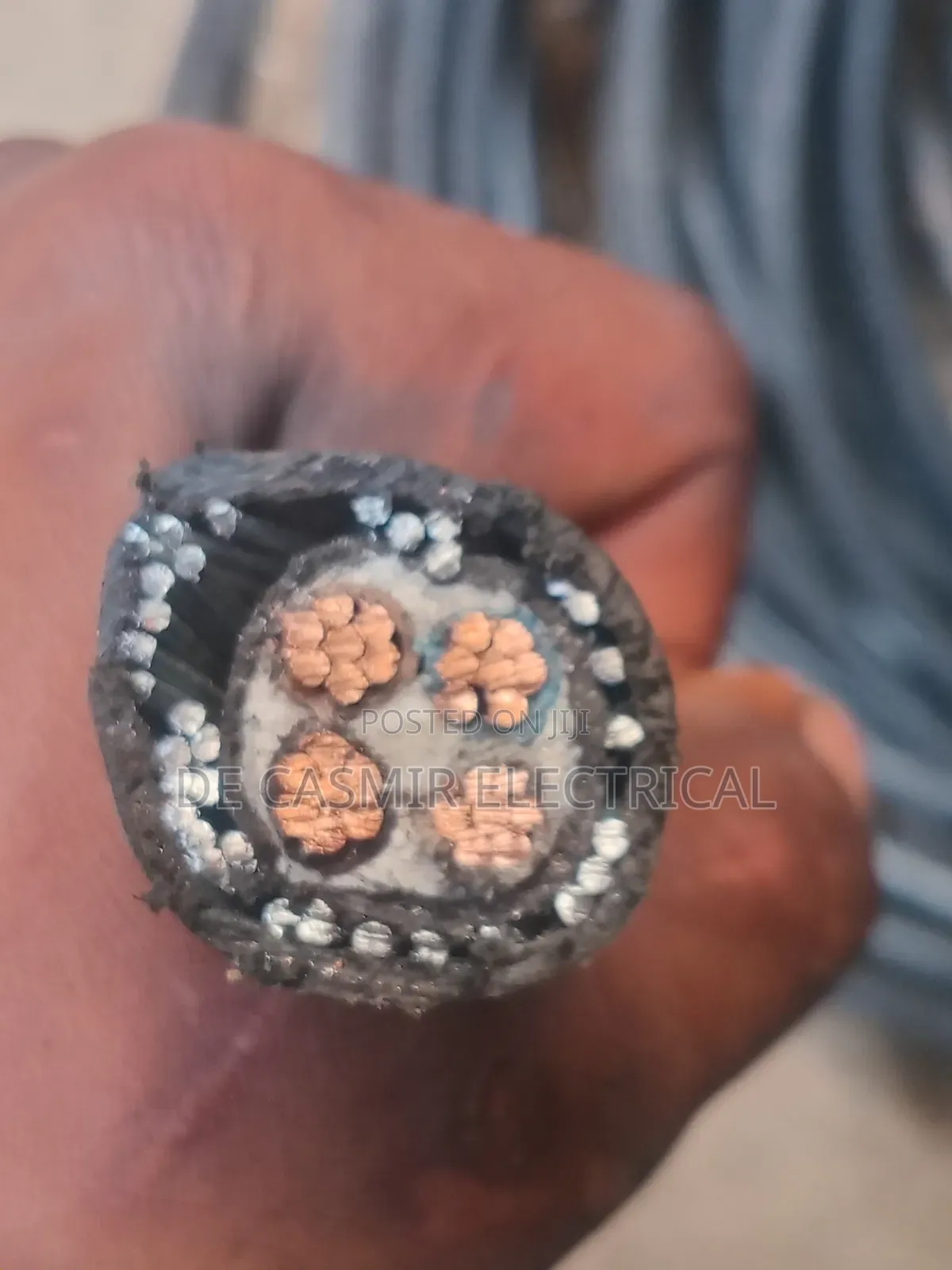 4x16mm2 Armoured Cable