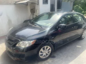 Toyota Corolla LE 4dr Sedan (1.8L 4cyl 4A) 2012 Black