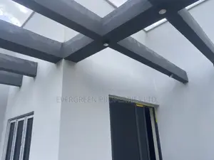 5bdrm Penthouse in Lere Adigun, Basorun for rent