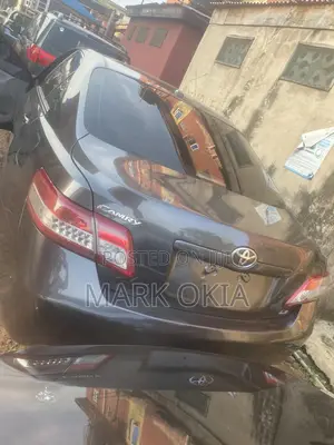 Toyota Camry 2011 Gray