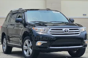 Toyota Highlander Limited 3.5l 4WD 2013 Black
