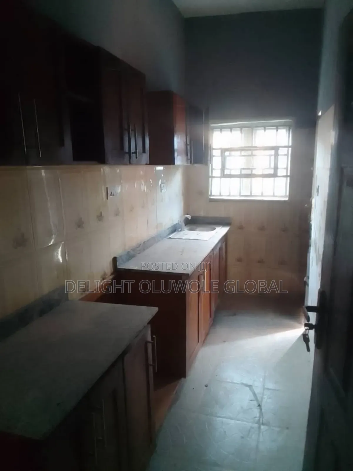 2 Bedroom Flat