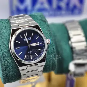 Mark Fair Whale Wristwatch .