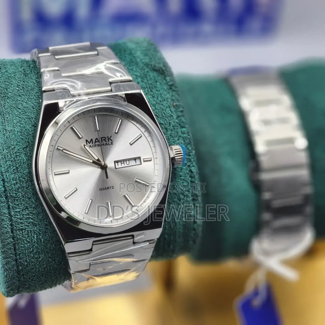 Mark Fair Whale Wristwatch .