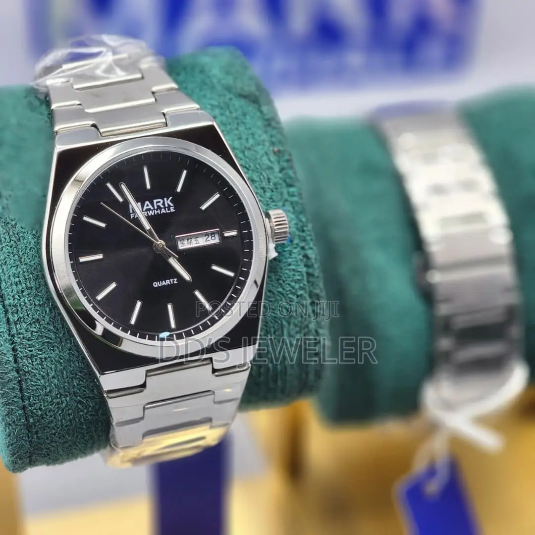Mark Fair Whale Wristwatch .