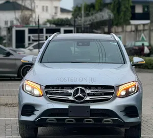 Mercedes-Benz GLC-Class 2017 Blue