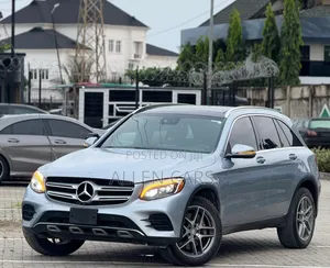 Mercedes-Benz GLC-Class 2017 Blue