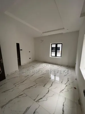 2bdrm Block of Flats in Gaduwa for sale