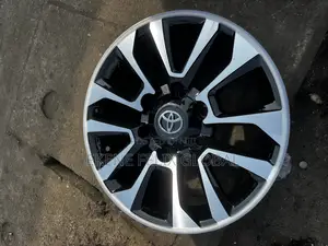 17rim Toyota Tacoma,Parado , 4 Running Etc