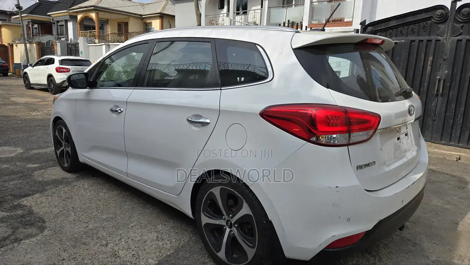 Kia Rondo 2014 White
