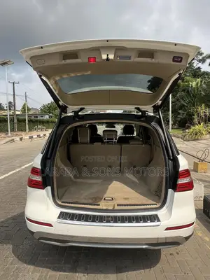 Mercedes-Benz M Class ML350 4MATIC 4dr SUV AWD (3.5L 6cyl 7A) 2015