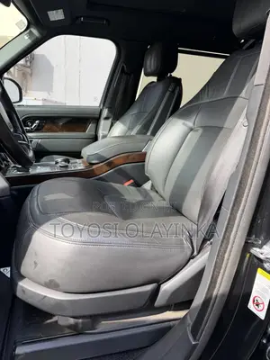 Land Rover Range Rover Vogue 2018 Black