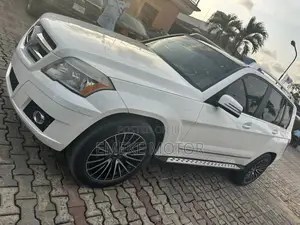 Mercedes-Benz GLK-Class 350 4MATIC 2012 White