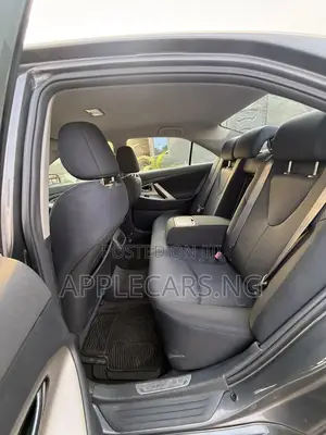 Toyota Camry SE 4dr Sedan (2.4L 4cyl 5A) 2009 Gray