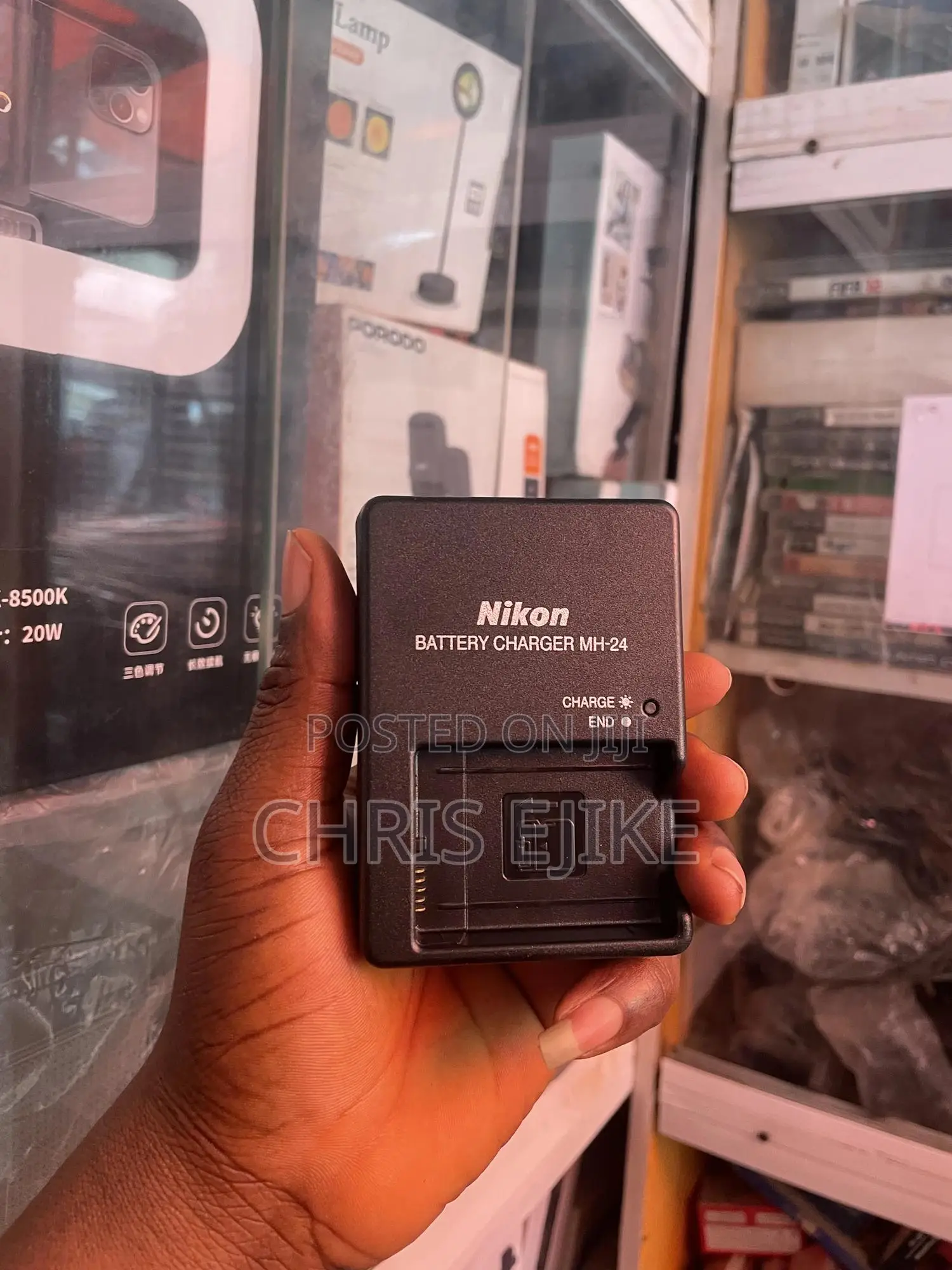 El 14 Battery Charger