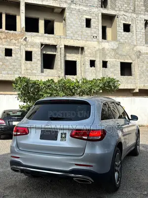 Mercedes-Benz GLC-Class 2017 Silver