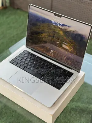 Laptop Apple MacBook Pro 2023 M3 18GB Apple M3 Pro SSD 512GB