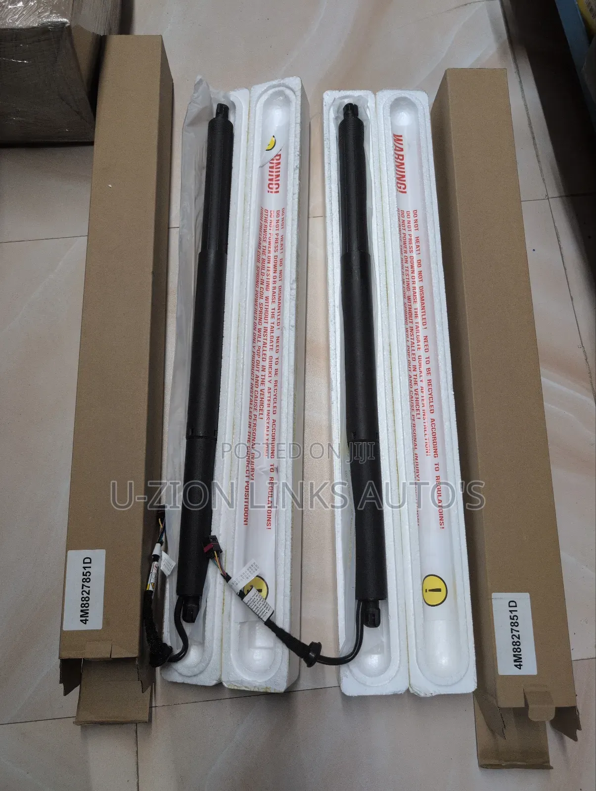 Audi Q8 Boot Shock Original