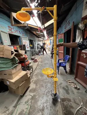 Plastic Eyewash Shower