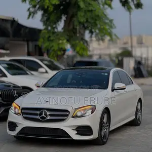 Mercedes-Benz E300 4Matic AWD Sedan (2.0L 4cyl 9A) 2017 White