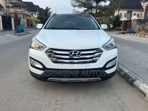 Hyundai Santa Fe 2014 White