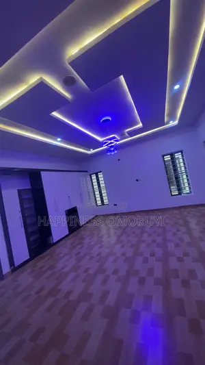 4bdrm Duplex in Idado for sale