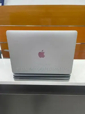 Laptop Apple MacBook Pro 2019 16GB Intel Core i7 SSD 512GB