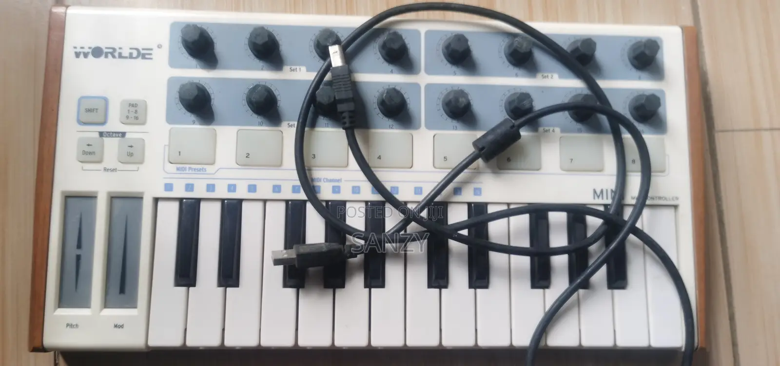 Worlde Mini Keyboard