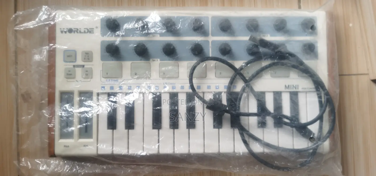 Worlde Mini Keyboard