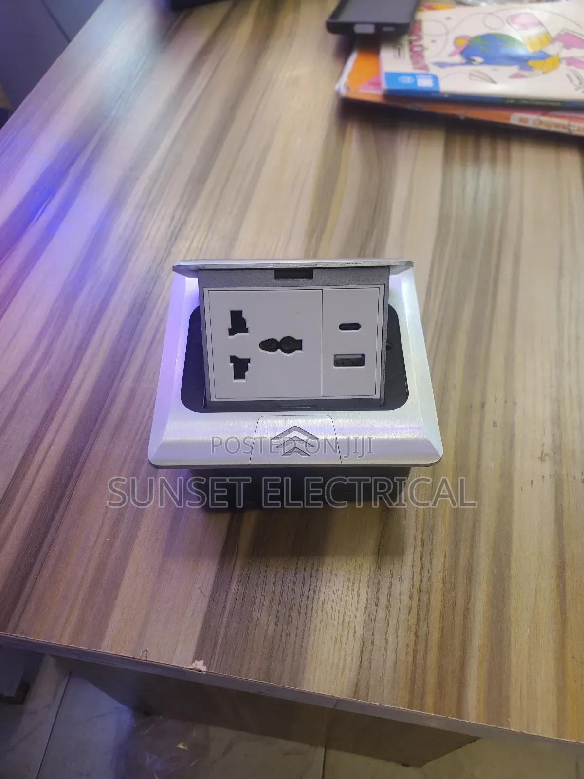 Single Floor Socket With Usb and Type C