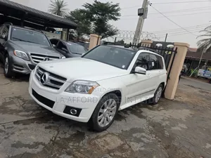 Mercedes-Benz GLK-Class 350 4MATIC 2010 White