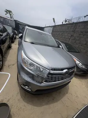 Toyota Highlander 2016 Silver