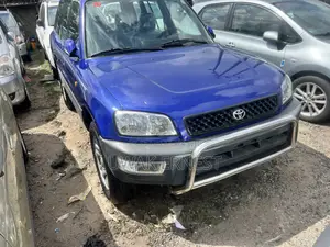 Toyota RAV4 Automatic 2000 Blue