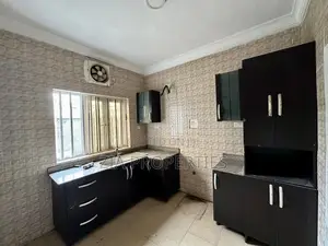 4bdrm Duplex in Agungi for rent