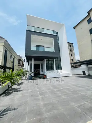 6bdrm Duplex in Ikota, Lekki for sale