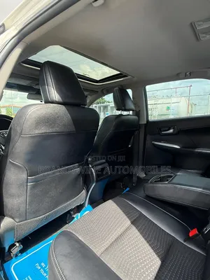 Toyota Camry SE 4dr Sedan (2.5L 4cyl 6A) 2012 White