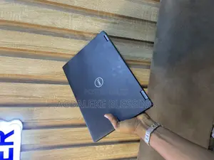 Laptop Dell Latitude 7390 8GB Intel Core i5 SSD 256GB