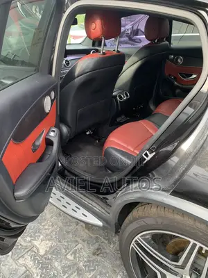 Mercedes-Benz GLC-Class 2021 Black