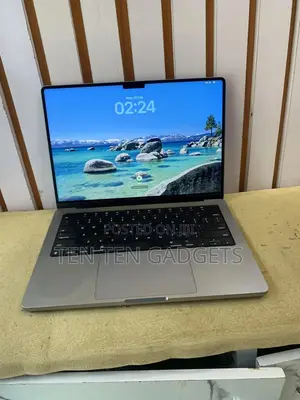 Laptop Apple MacBook Pro 2021 M1 16GB Apple M1 Pro SSD 512GB