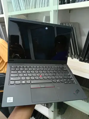 Laptop Lenovo ThinkPad X1 Carbon Gen11 16GB Intel Core i7 SSD 256GB