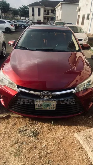 Toyota Camry 2016 Red