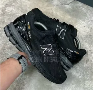 *New Balance 1906 Snks*