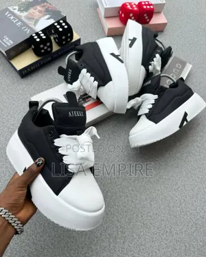 Ajek Unisex Sneakers