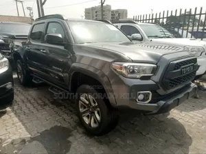 Toyota Tacoma Limited 2018 Gray