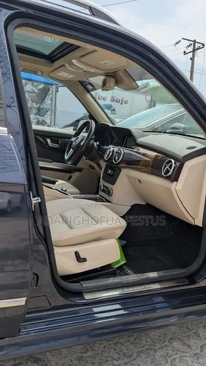Mercedes-Benz GLK-Class 2013 Blue